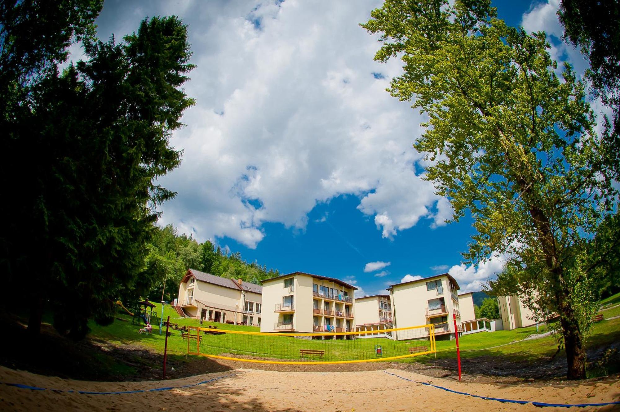 Dom Wczasowy Globus Ustroń Exterior foto